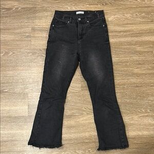 Women's Kick Crop Black Jeans